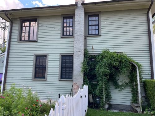 4812 Woodlawn Ave, Chicago IL  60615-1920 exterior