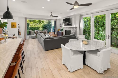 712 Ave, San Diego CA 92118-1716 exterior