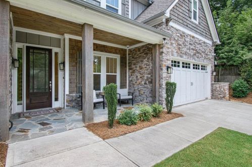 2824 Georgian Dr, Atlanta, GA 30341-4837