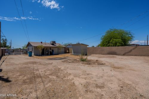 9235 4 Ave, Phoenix AZ 85041-5746 exterior