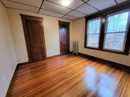 92 Nonotuck Ave, Chicopee MA 01013-2520 exterior