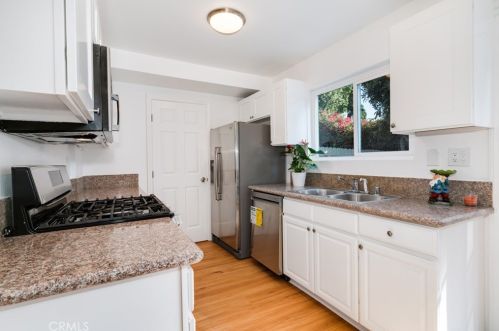 16576 Montego Way, Tustin CA  92780-4127 exterior