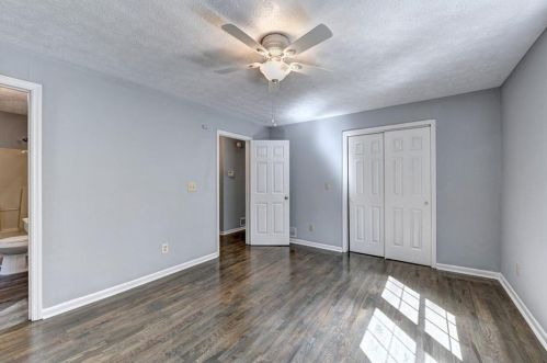 689 Lake Dr, Lithonia GA  30039-6683 exterior