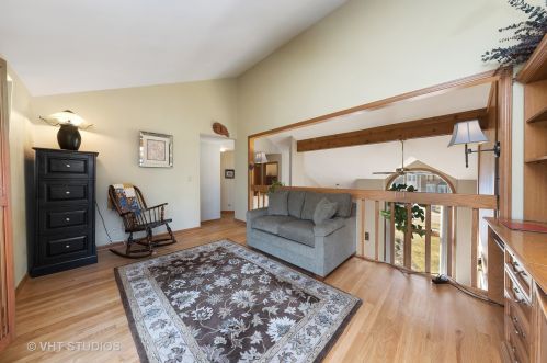 1149 Brighton Rd, Naperville IL 60563-3302 exterior