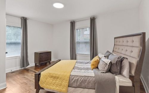 2074 Arlington Cir, Atlanta GA 30318-6380 exterior