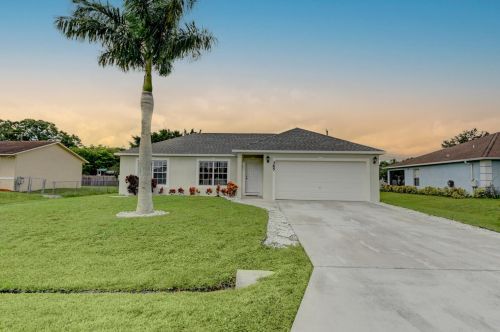 365 North Macedo Blvd, Fort Pierce, FL 34983-1567