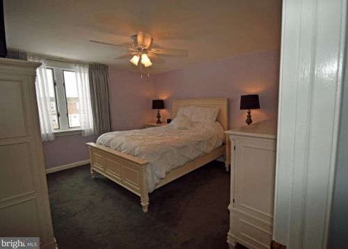 1062 Tremont Dr, Manor PA 19036-1521 exterior