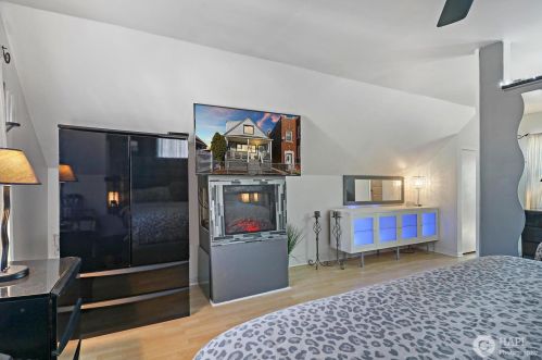 5732 64 Pl, Chicago IL 60638-5530 exterior