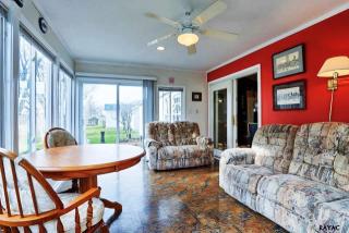 65 Test Rd, Hanover PA  17331-8135 exterior