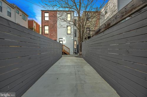 1905 4th St, Washington DC  20001-2305 exterior