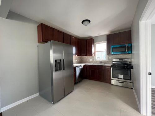 510 2 Ave, Broadview IL 60153-1110 exterior