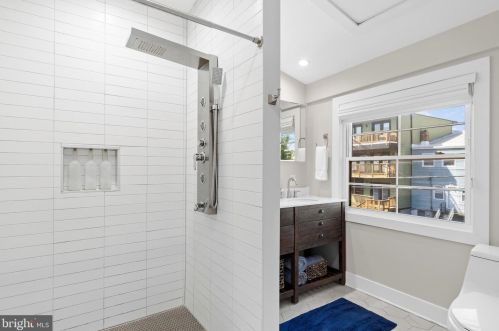 32 Franklin St, Washington DC  20002-1008 exterior