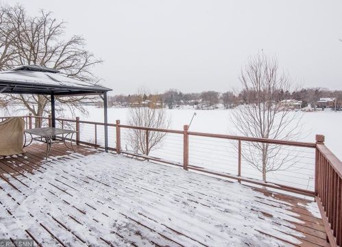 520 Glenbrook Ave, Saint Paul MN 55128-6505 exterior