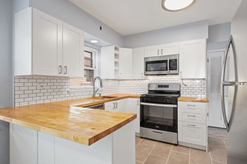 4332 Keystone Ave, Chicago, IL 60641-2137