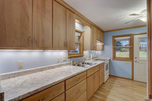 512 Morningside Ave, Madison WI  53716-1737 exterior