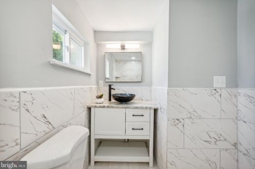 6240 Clayton Ave, Camden NJ 08109-1305 exterior