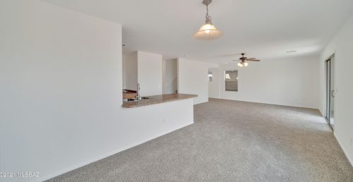 6863 Cottontail Run Ave, Tucson AZ 85756-3064 exterior