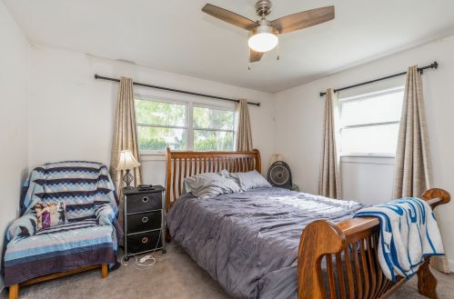 181 Ash Ave, Bull Valley IL 60098-2589 exterior