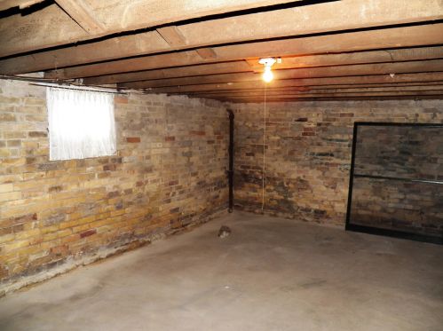 1206 13 St, Manitowoc WI 54220-5125 exterior