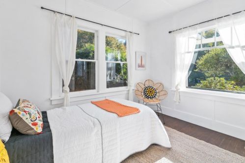 425 Riverview Ave, Capitola CA 95010-2757 exterior