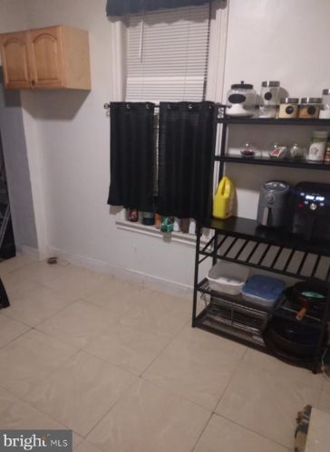 2141 Corlies St, Philadelphia PA 19121-1107 exterior