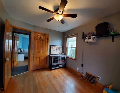 2776 47, Milwaukee WI 53210-1753 exterior