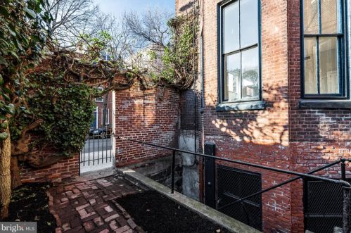 2322 Delancey Pl, Philadelphia PA 19103-6407 exterior