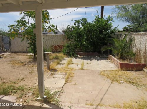 432 30 St, Tucson AZ 85713-2955 exterior