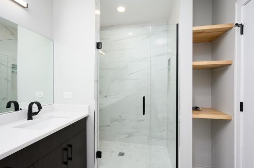 3224 Shields Ave, Chicago IL 60616-3602 exterior