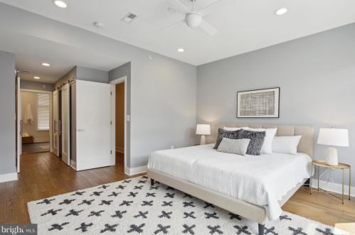 1427 Kater St, Philadelphia PA 19147-1851 exterior