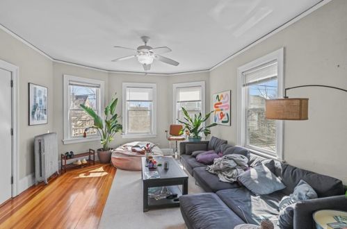 544 Hope St, Providence RI 02906-2660 exterior