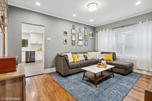 4705 Berteau Ave, Chicago IL  60641-1806 exterior