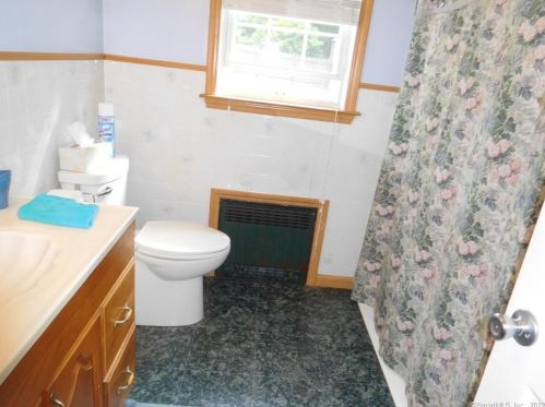 159 Clearview Ave, Torrington CT 06790-5742 exterior