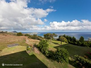 2223 Hikino St, Honolulu, HI 96821-2639