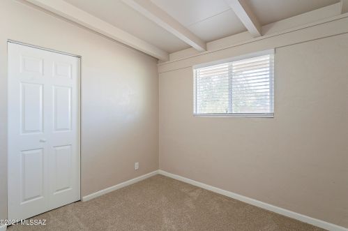 5681 Bryant Ave, Tucson AZ 85706-2917 exterior