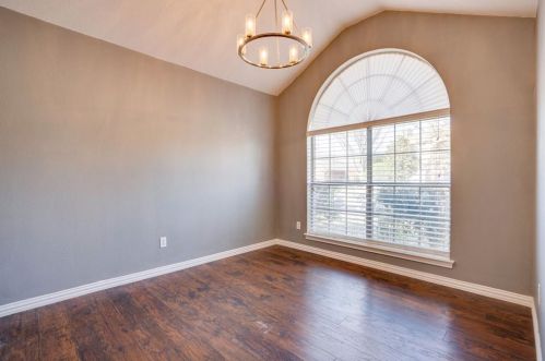 10861 Castle Dr, Frisco TX 75035-6791 exterior