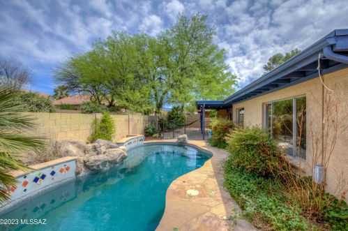 7561 La Cienega Dr, Tucson AZ  85715-3526 exterior