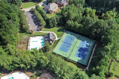 2132 Innsfail Dr, Lithonia GA  30078-2059 exterior