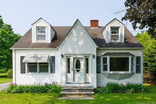 727 Upper Maple St, Killingly, CT 06239-1433