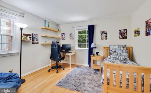 11601 Magruder Ln, Rockville MD 20852-4369 exterior