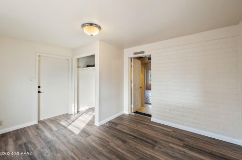 4441 Bear Canyon Rd, Tucson AZ  85749-9649 exterior