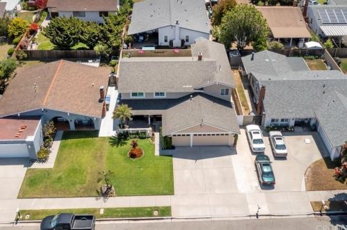 1330 Port Dr, Oxnard, CA 93035-2358