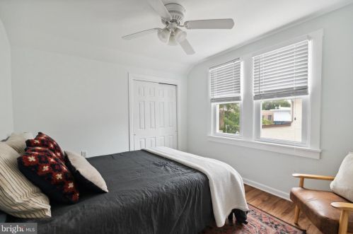 18 Pine St, Camden NJ  08106-1138 exterior