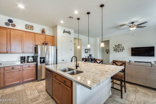 139 Desert Broom Dr, Chandler AZ 85286 exterior