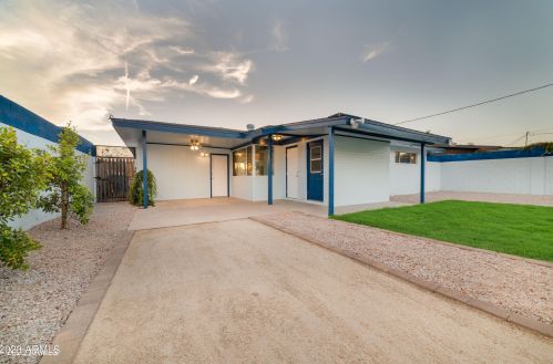 4111 4 Ave, Phoenix AZ 85041-5745 exterior