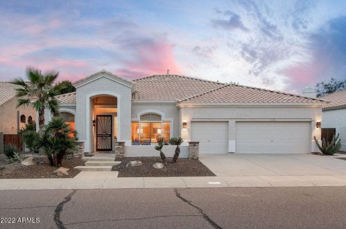 151 Briarwood Ter, Phoenix, AZ 85045-0706