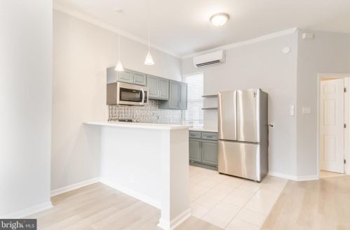 5215 Cedar Ave, Philadelphia PA 19143-1524 exterior