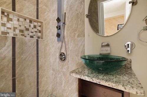 1269 16 St, Washington DC 20002-2555 exterior