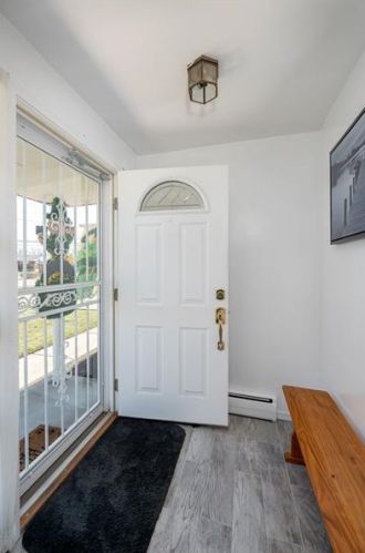 496 Lougeay Rd, Pittsburgh PA 15235-4505 exterior