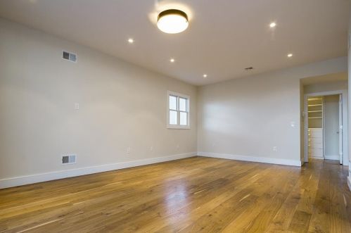 997 Blvd, Union City NJ 07086-7157 exterior